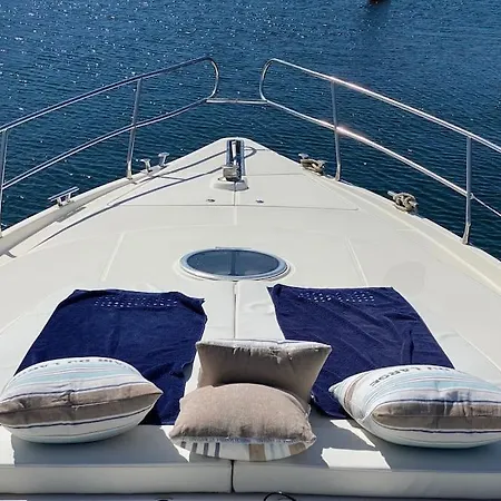 Yacht Le Yauta Vecchio *